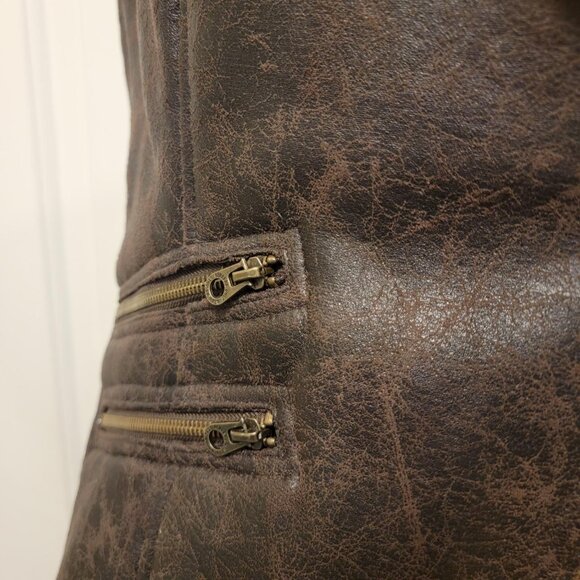Mo X Members Only Faux Leather Fur Zipper Vest Size Large - Picture 7 of 13